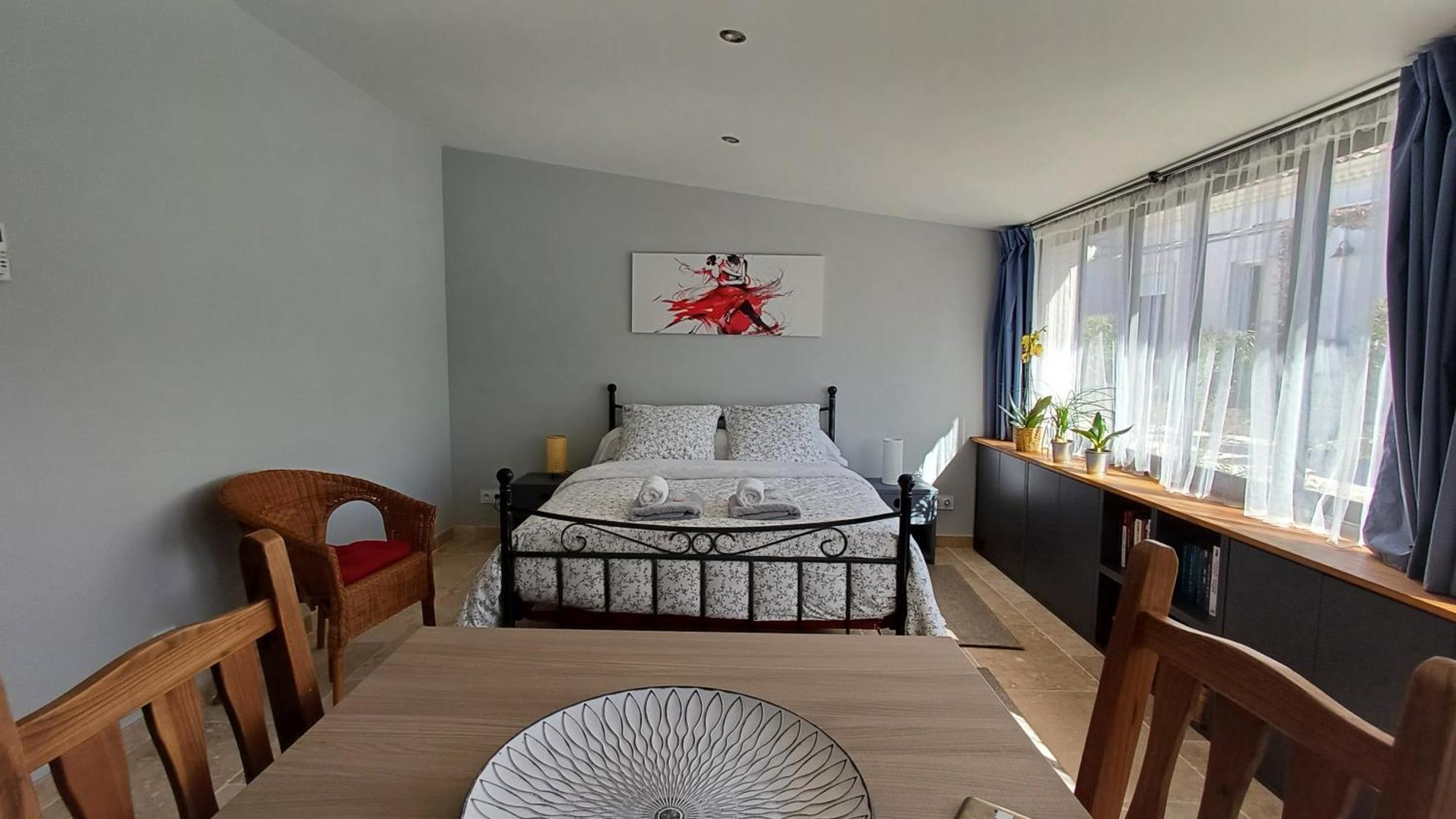 La Goutadou Bed and Breakfast Cabannes Eksteriør billede